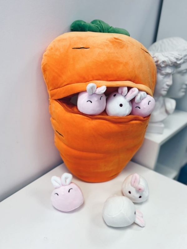 Игрушка "Морковка с игрушками внутри" 60 см.